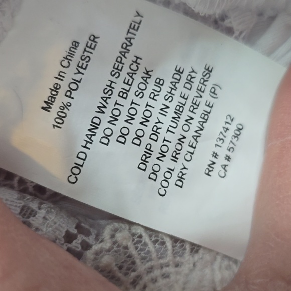 BOO RADLEY LACE TOP - Picture 6 of 8